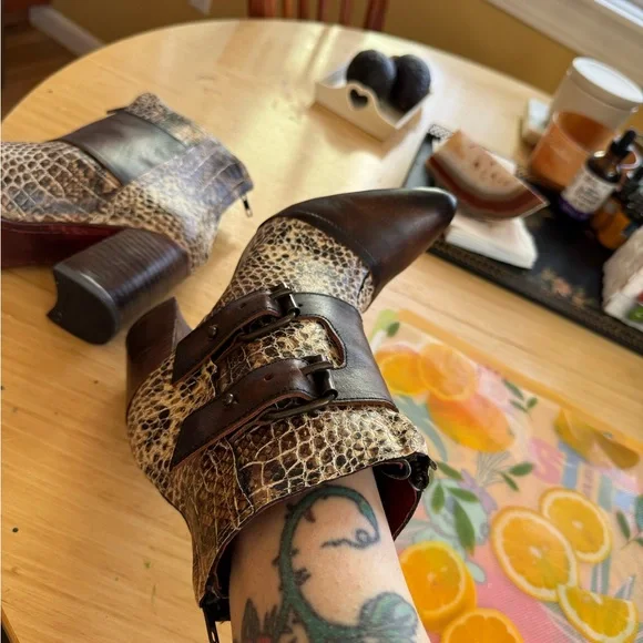 Freebird by Steven CUSTOM JOEY Brown & Cream Snake-Print Buckle Ankle Boots - Picture 8 of 8